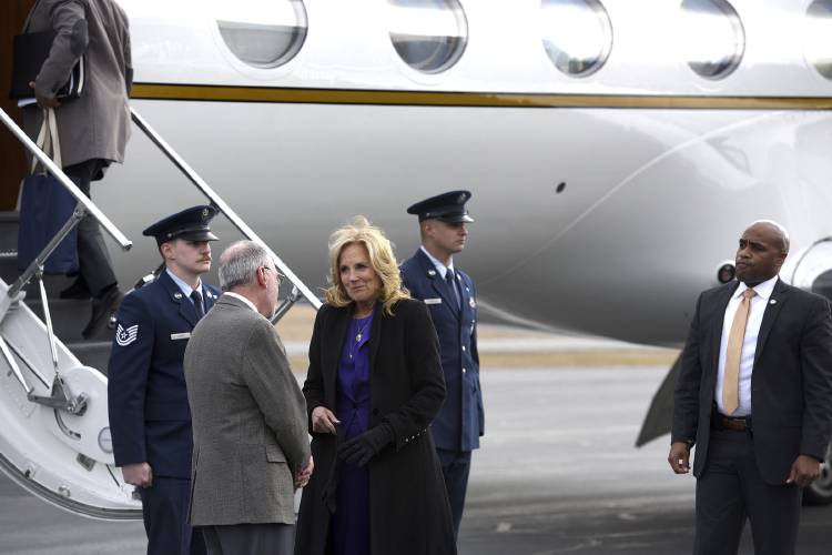 First lady Jill Biden arrives at the Lebanon Municipal Airport in West Lebanon, N.H., enroute to a Norwich, Vt., fundraiser on Tuesday, March 19, 2024. After disembarking, Biden is welcomed by Lebanon Mayor Tim McNamara. (Valley News - Jennifer Hauck) Copyright Valley News. May not be reprinted or used online without permission. Send requests to permission@vnews.com.